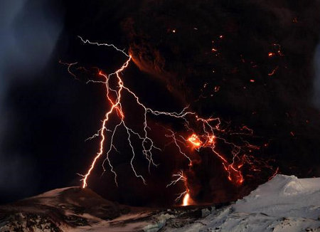 national geographic iceland volcano lightning. Iceland Volcano: The Latest